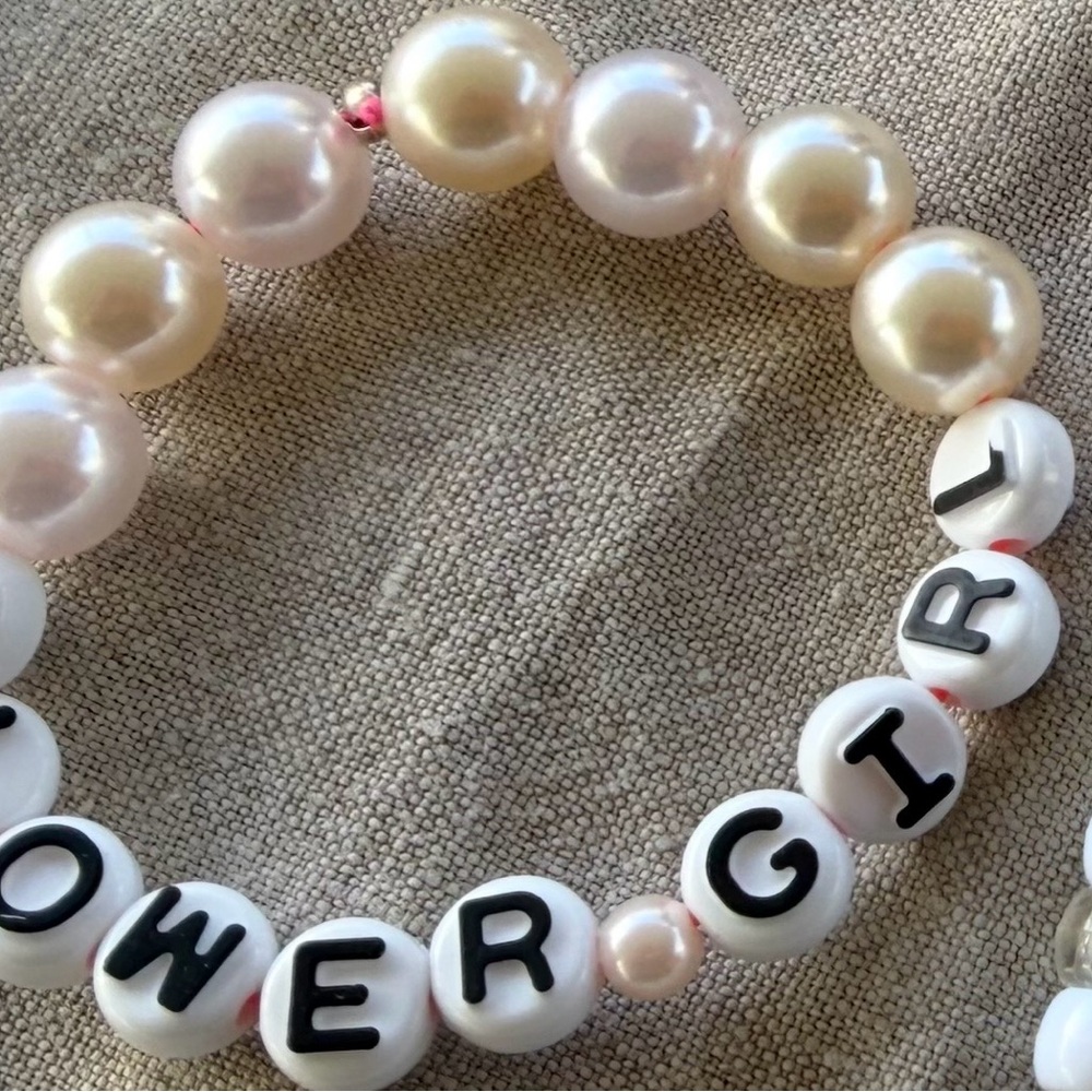 Flower girl wedding themed bracelet 7 inches